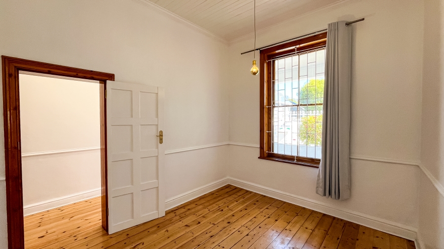 To Let 3 Bedroom Property for Rent in Wynberg Western Cape